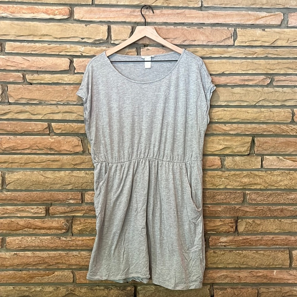 H&M || Lightweight Knit Dress